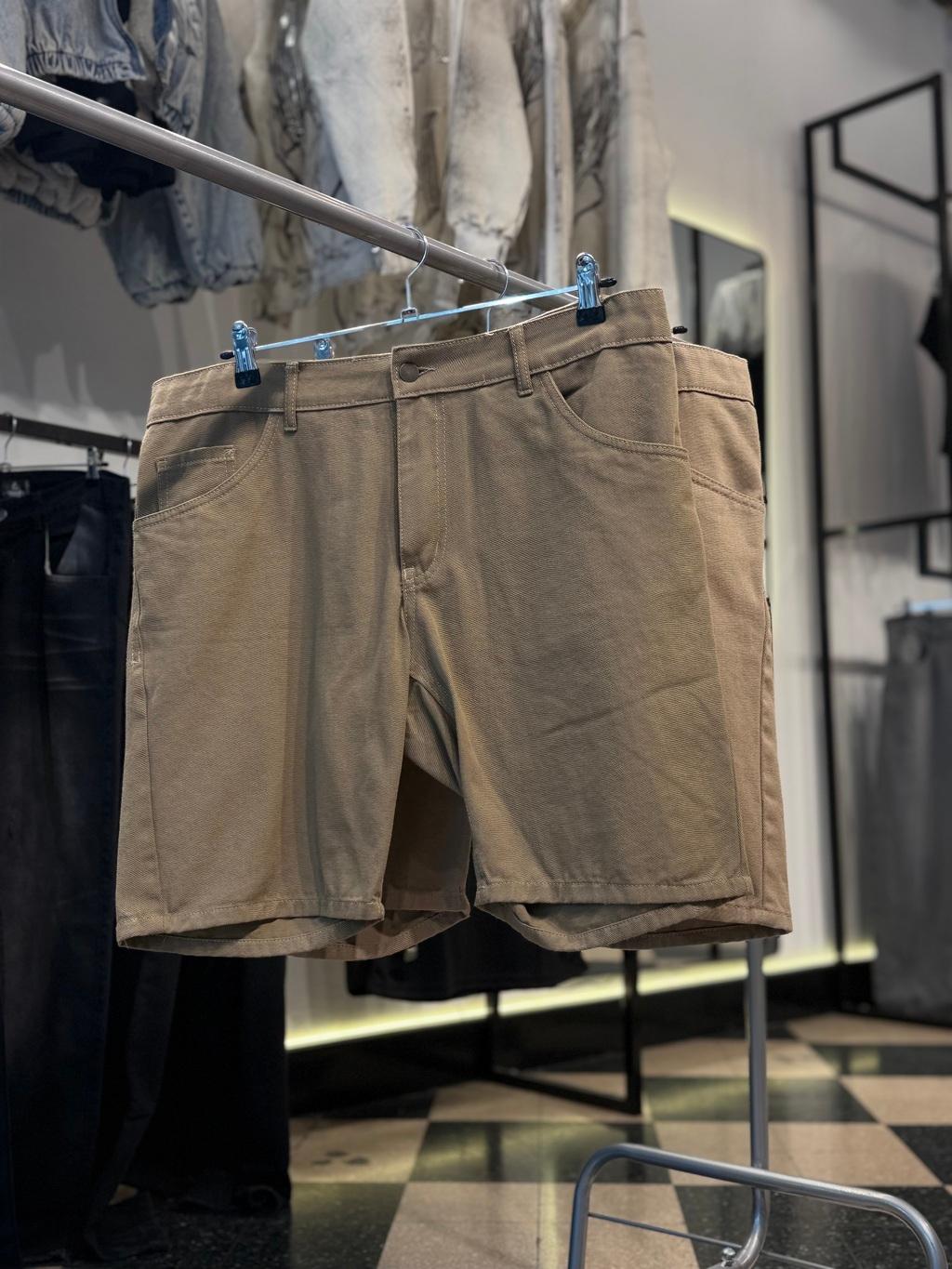 Bermuda gabardina beige