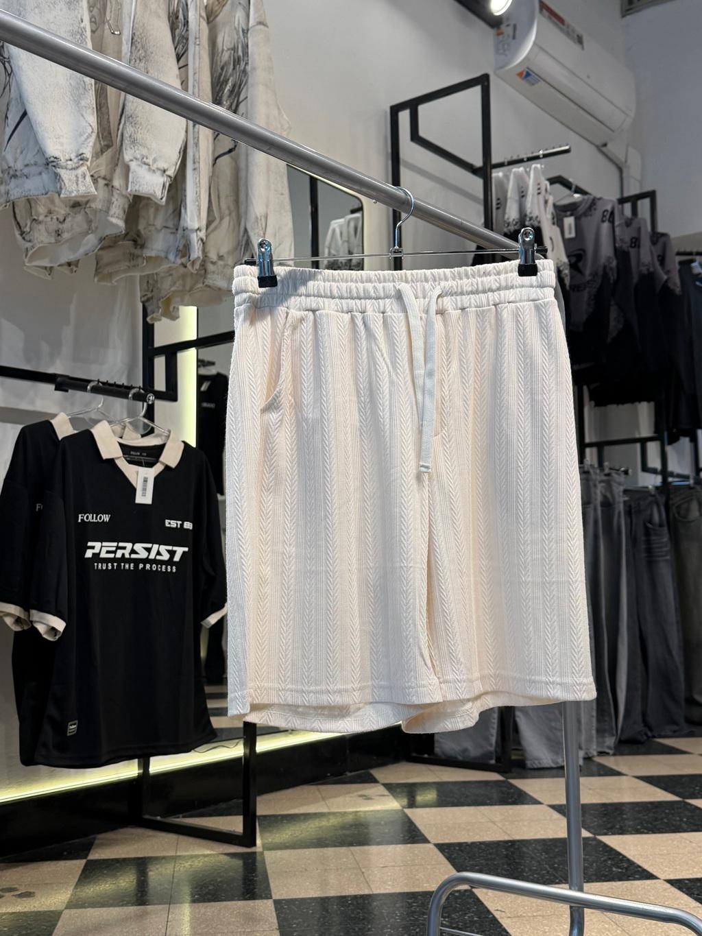 Short bordado